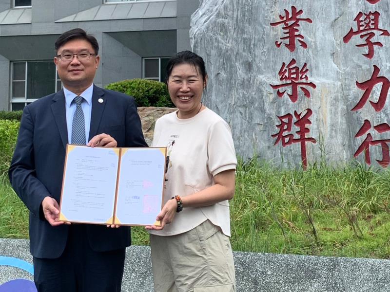國立宜蘭大學攜手資策會推生成式AI證照班